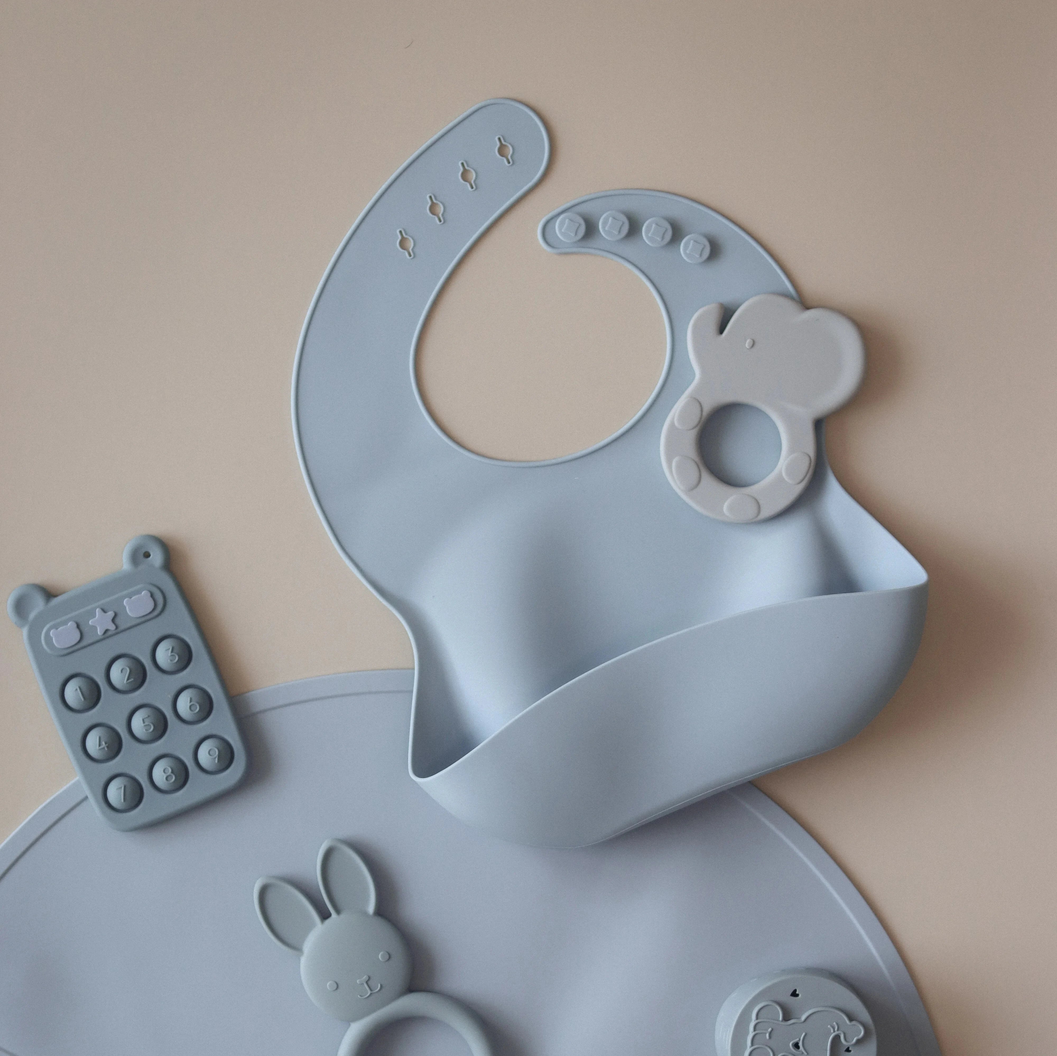 Silicone bib